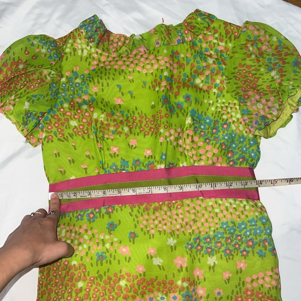 Vintage 1960’s to 1970’s Colorful Green Floral Print Puff Sleeve Maxi Dress - Picture 7 of 12
